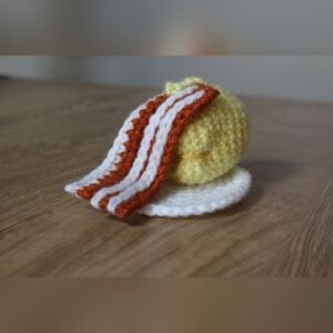 Handmade Lazy Egg